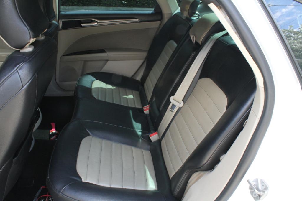 Ford Fusion Hybrid SE 2018