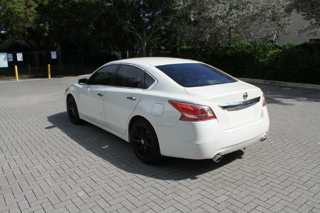 Nissan Altima 2.5 SL 2013 Nissan Altima 2.5 SL 2013