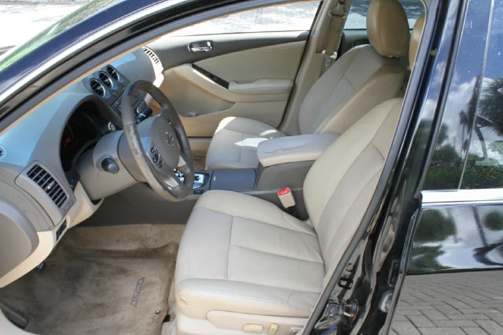 Nissan Altima 2.5 S 2010 Nissan Altima 2.5 S 2010