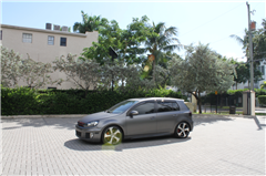 2010 Volkswagen GTI  2010 Volkswagen GTI