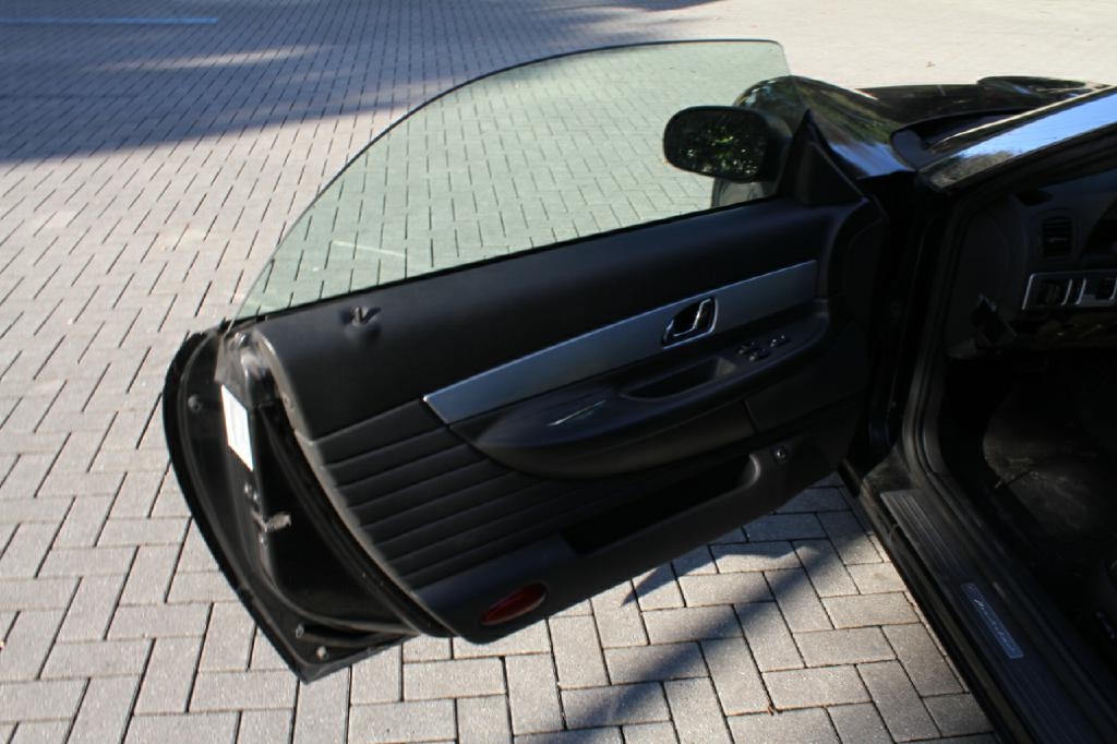 Ford Thunderbird Deluxe 2002