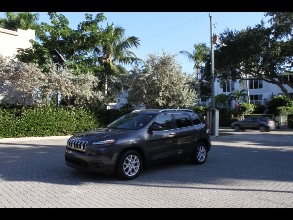 2015 Jeep Cherokee Latitude FWD
