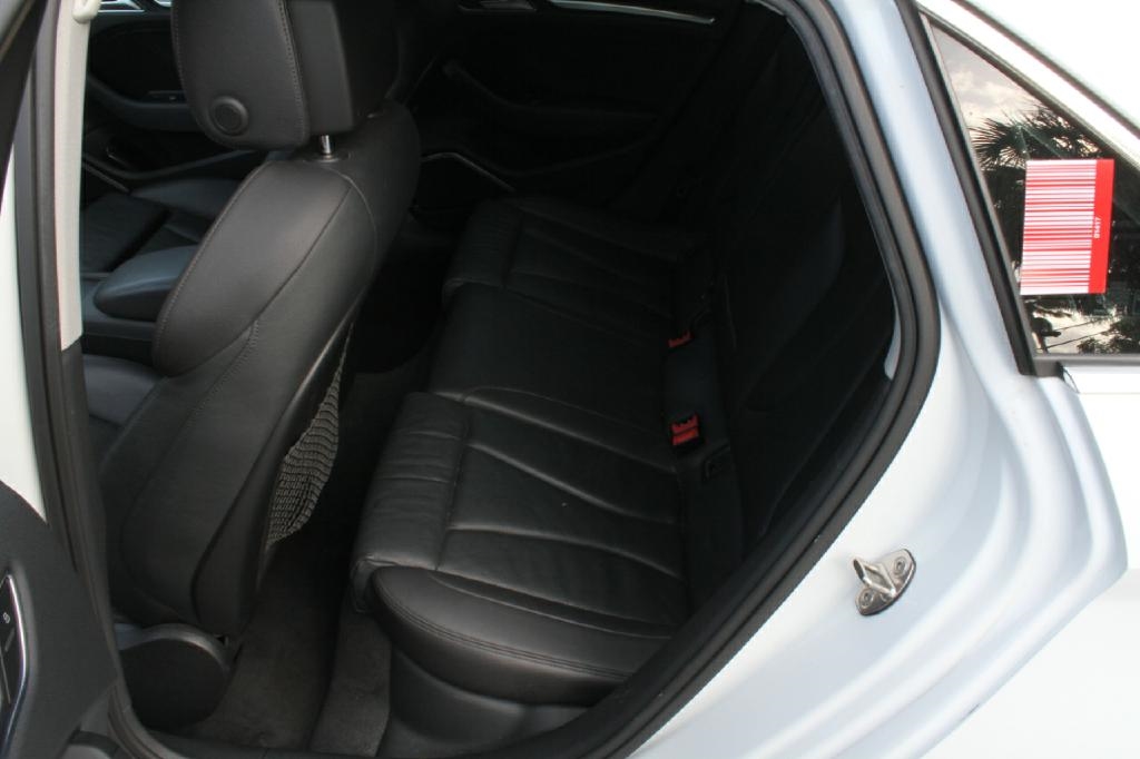 Audi A3 2.0T Premium Sedan quattro S tronic 2015