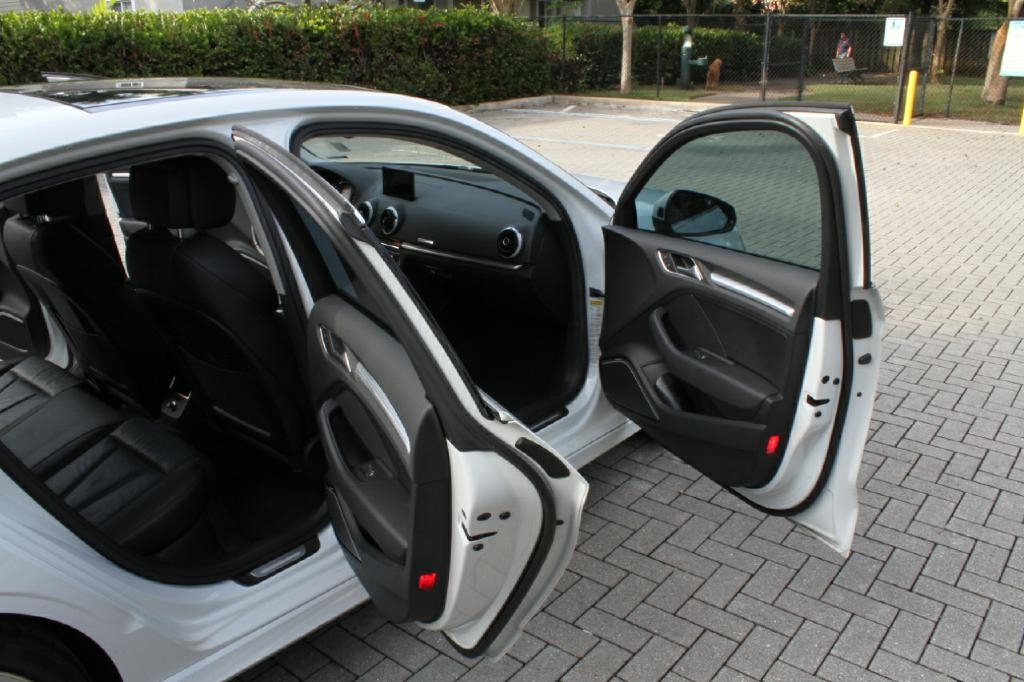 Audi A3 2.0T Premium Sedan quattro S tronic 2015