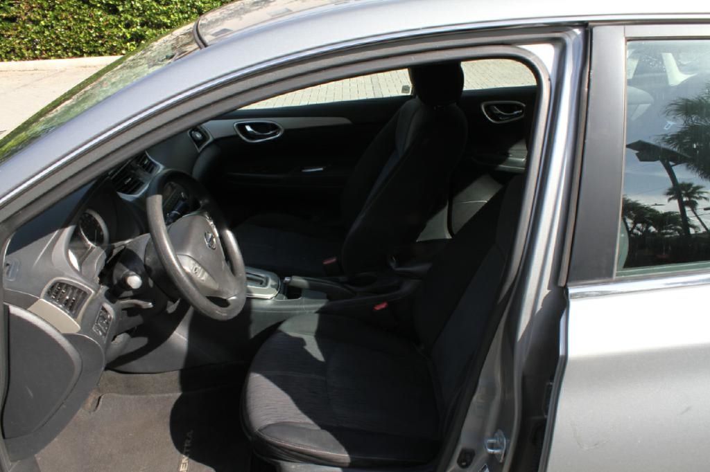 Nissan Sentra SV 2014