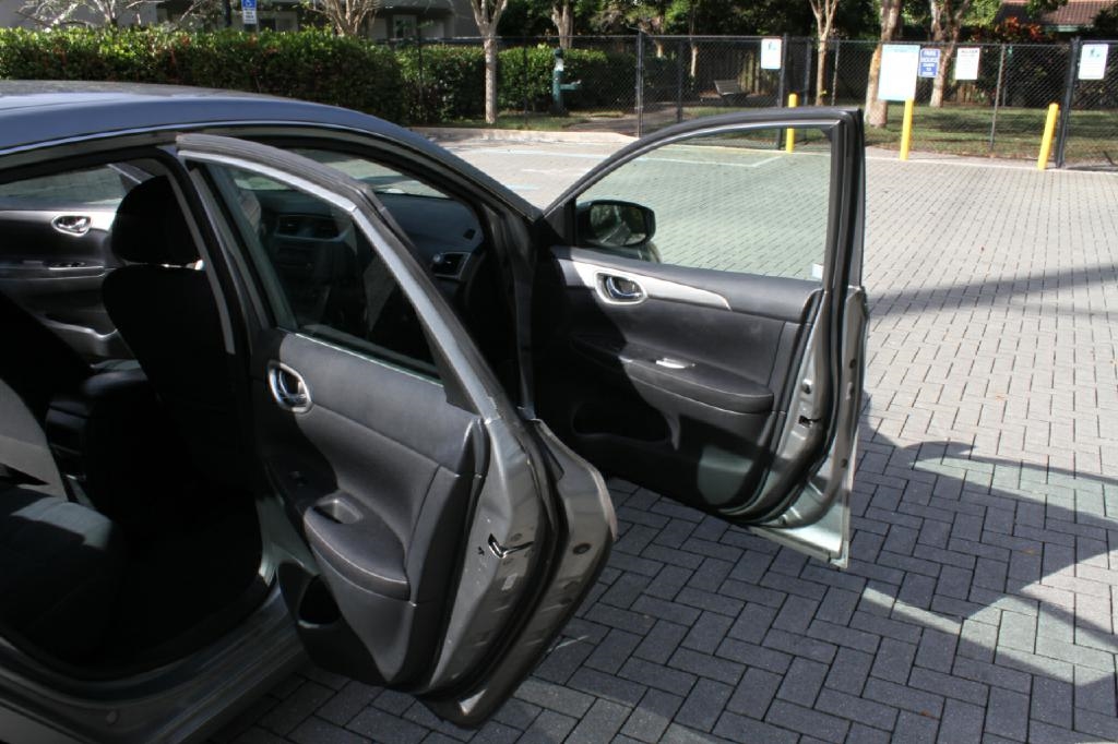 Nissan Sentra SV 2014