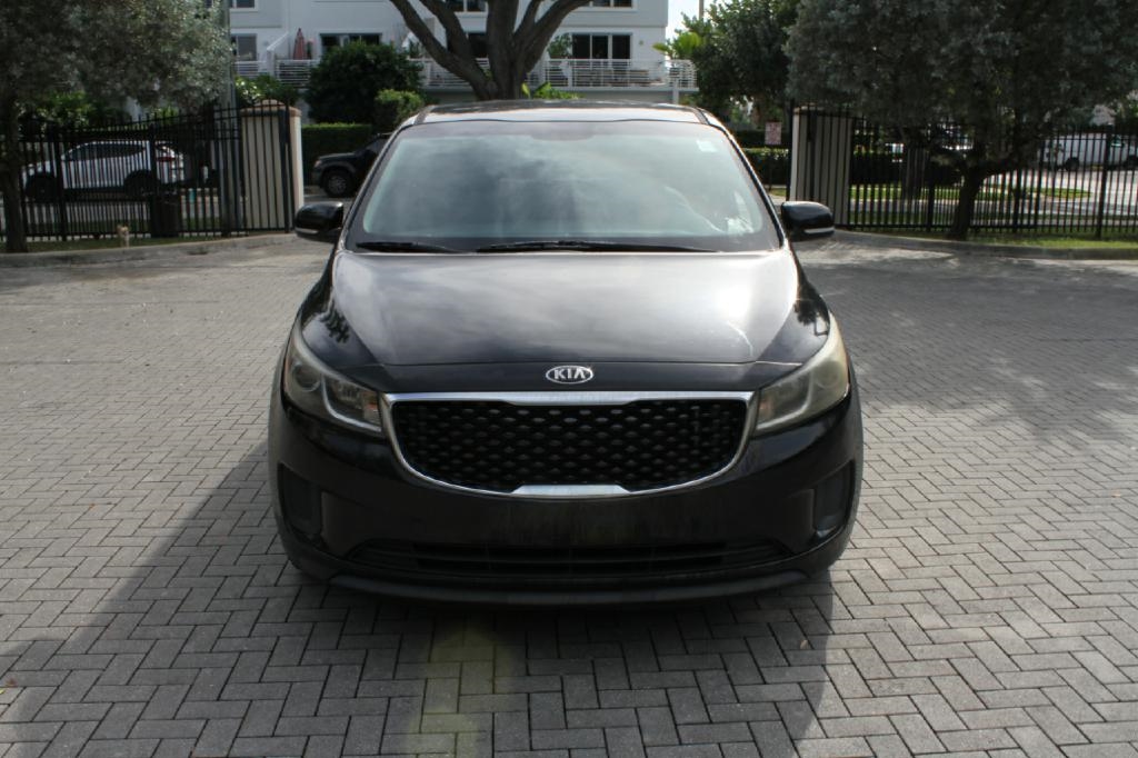 Kia Sedona L 2016
