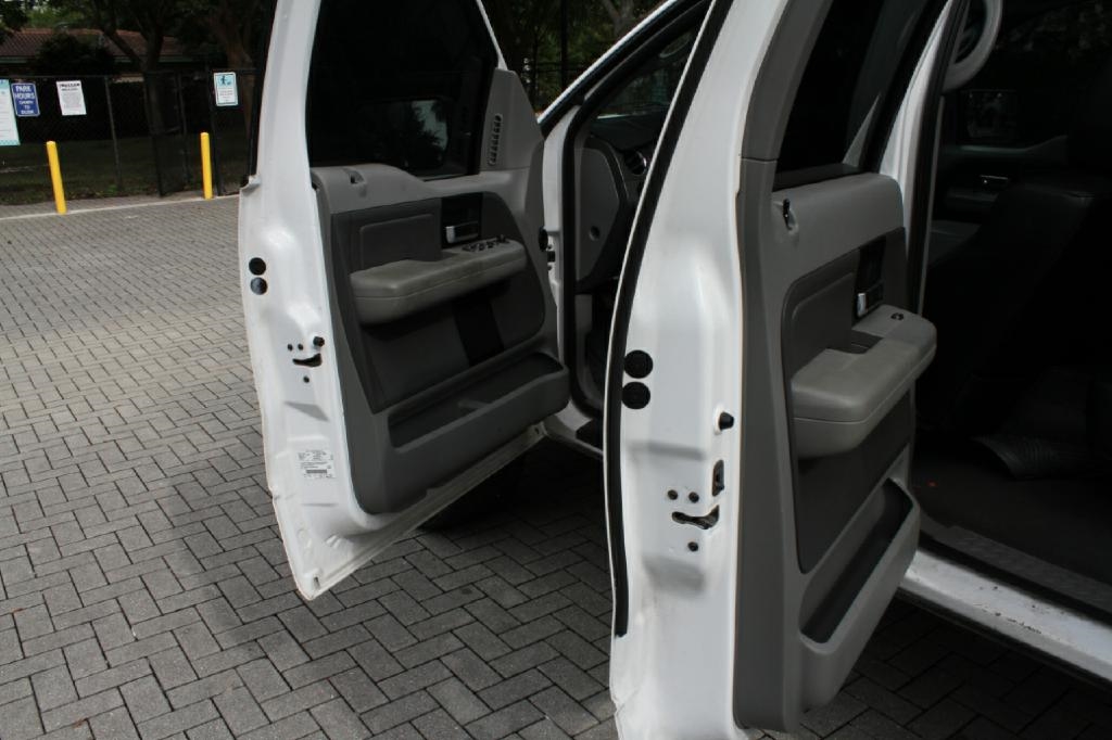 Ford F-150 FX4 SuperCrew 4WD 2005