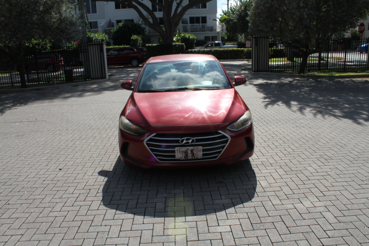 Hyundai Elantra Limited 2018