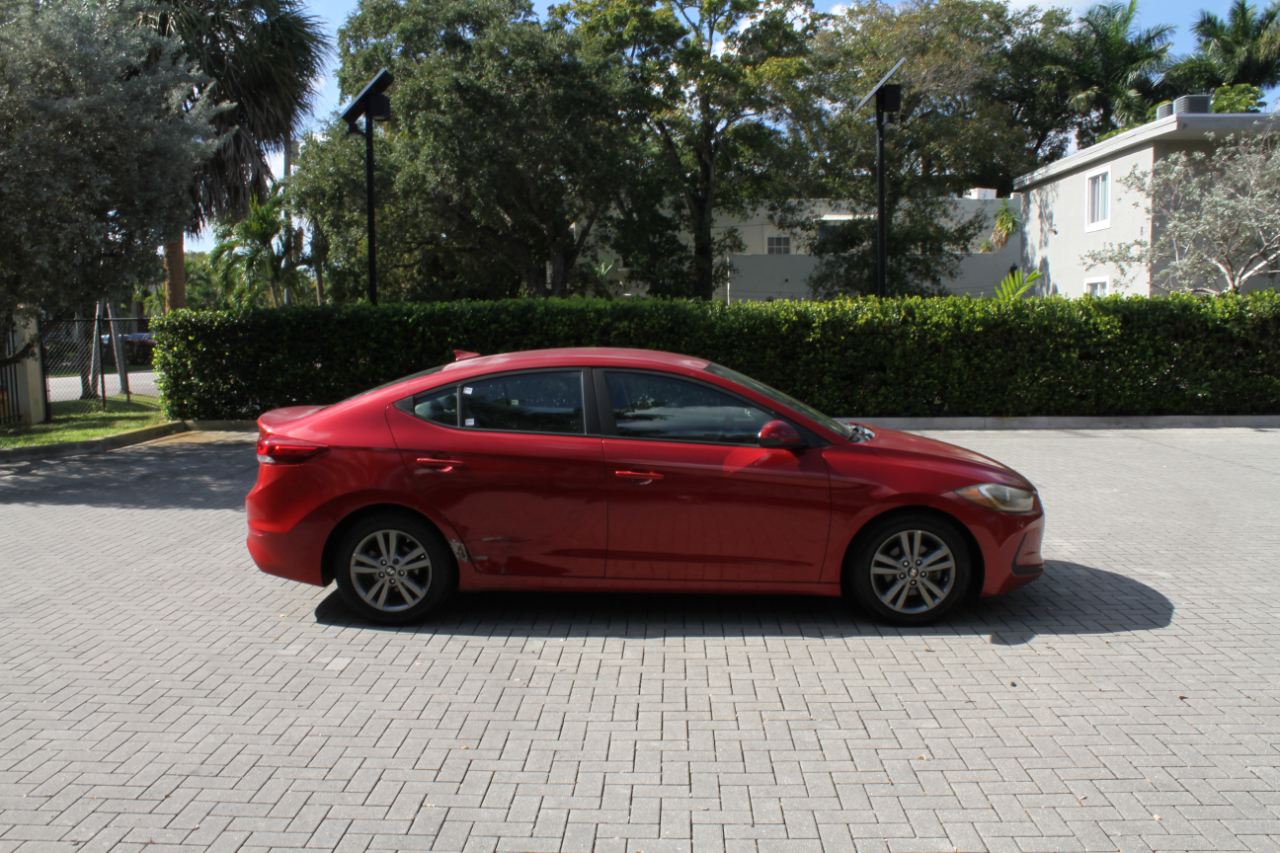 Hyundai Elantra Limited 2018