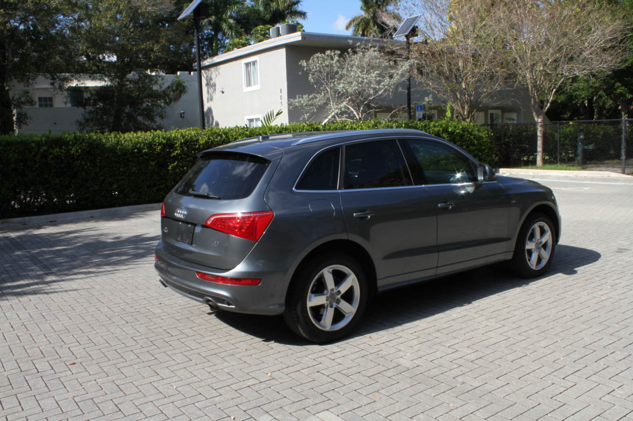 Audi Q5 3.2 quattro Premium 2012
