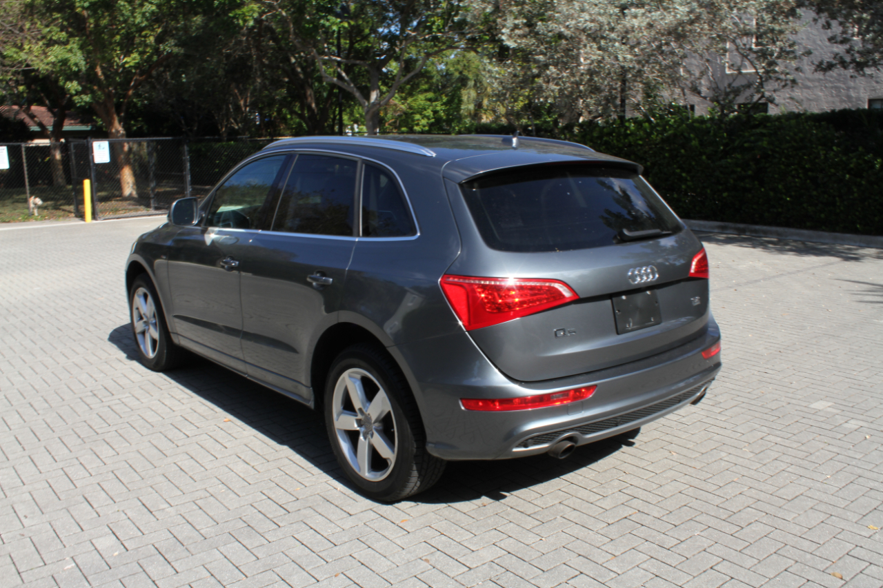 Audi Q5 3.2 quattro Premium 2012