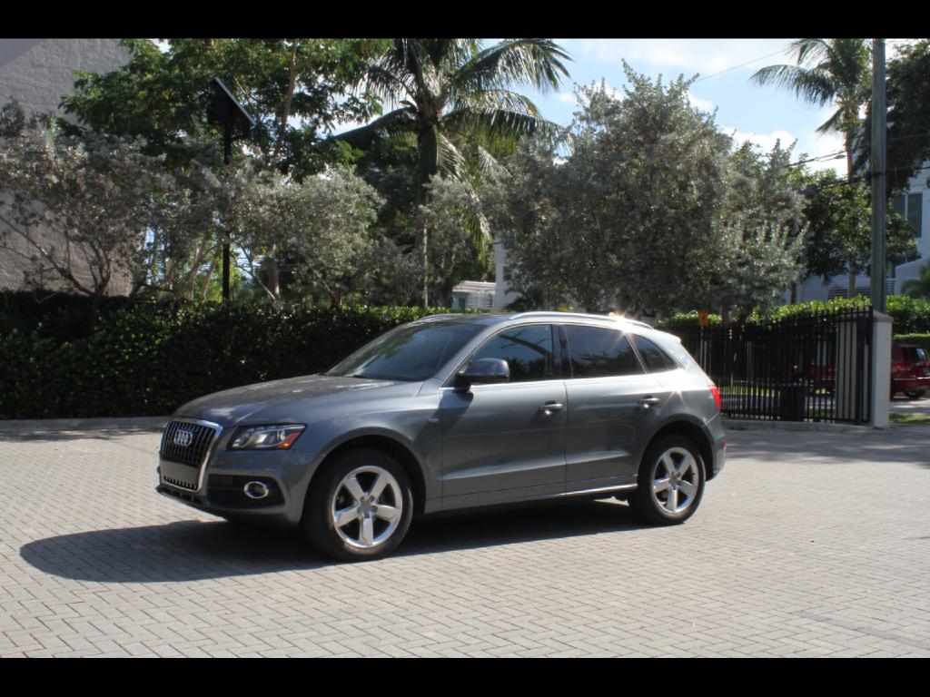 2012 Audi Q5 3.2 quattro Premium