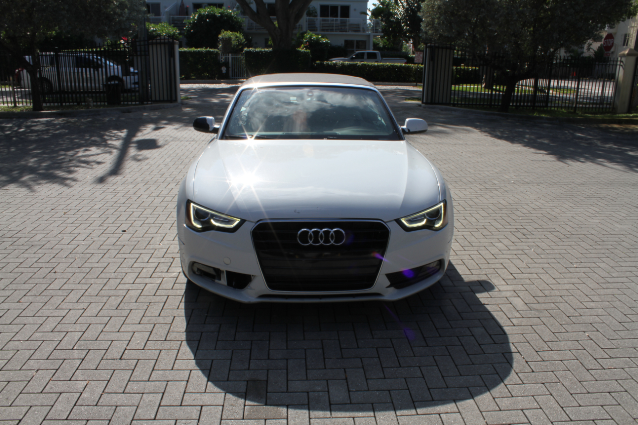Audi A5 Cabriolet 2.0T quattro Tiptronic 2013