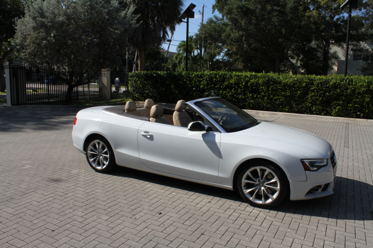 Audi A5 Cabriolet 2.0T quattro Tiptronic 2013