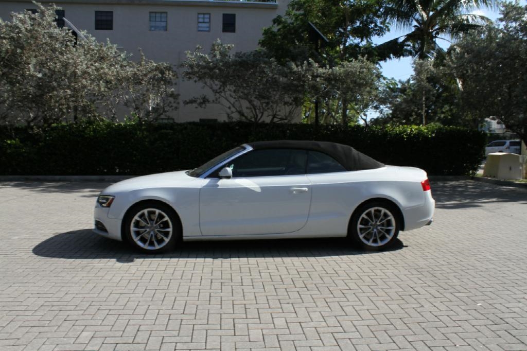 Audi A5 Cabriolet 2.0T quattro Tiptronic 2013