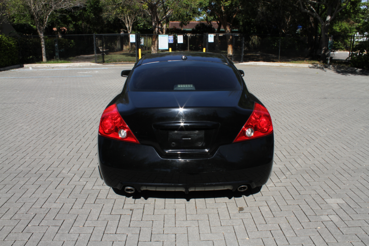 Nissan Altima 2.5 S Coupe 2008