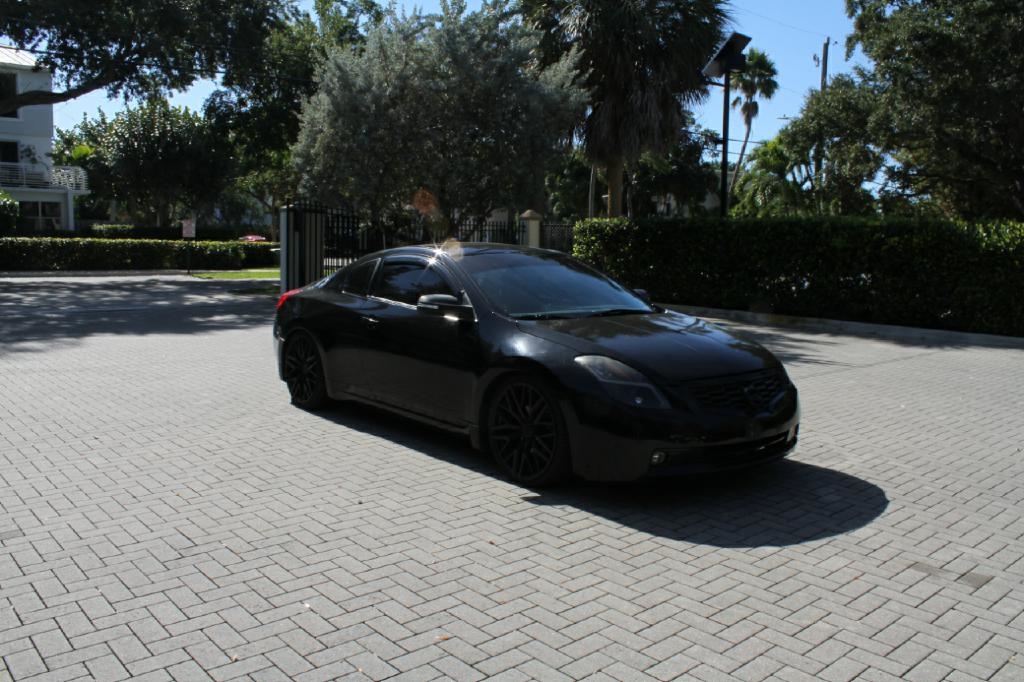 Nissan Altima 2.5 S Coupe 2008