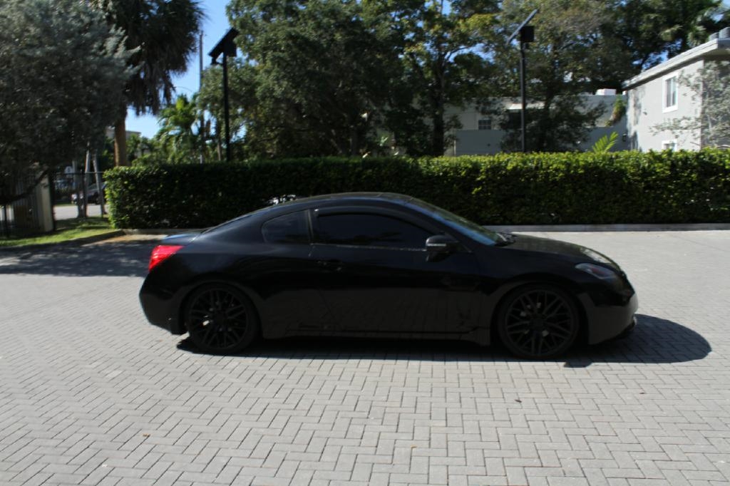 Nissan Altima 2.5 S Coupe 2008