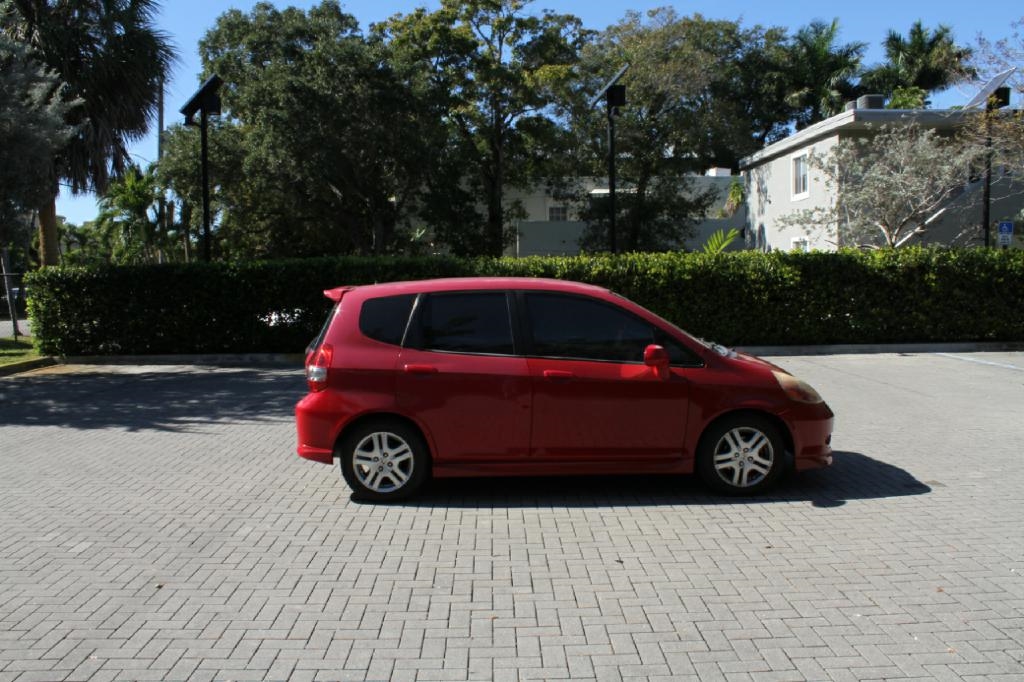 Honda Fit Sport 5-Speed AT 2008
