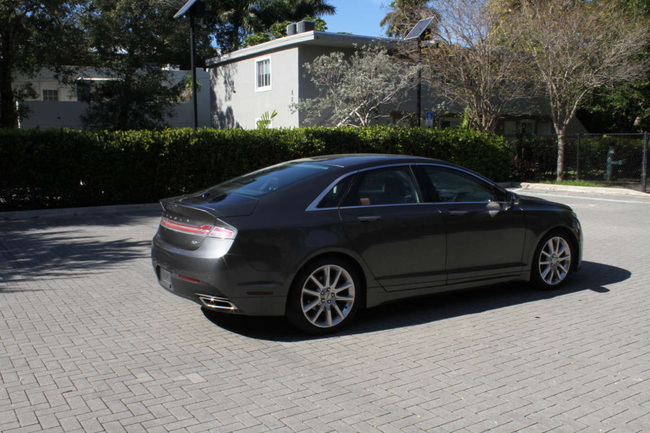 Lincoln MKZ Hybrid Sedan 2016