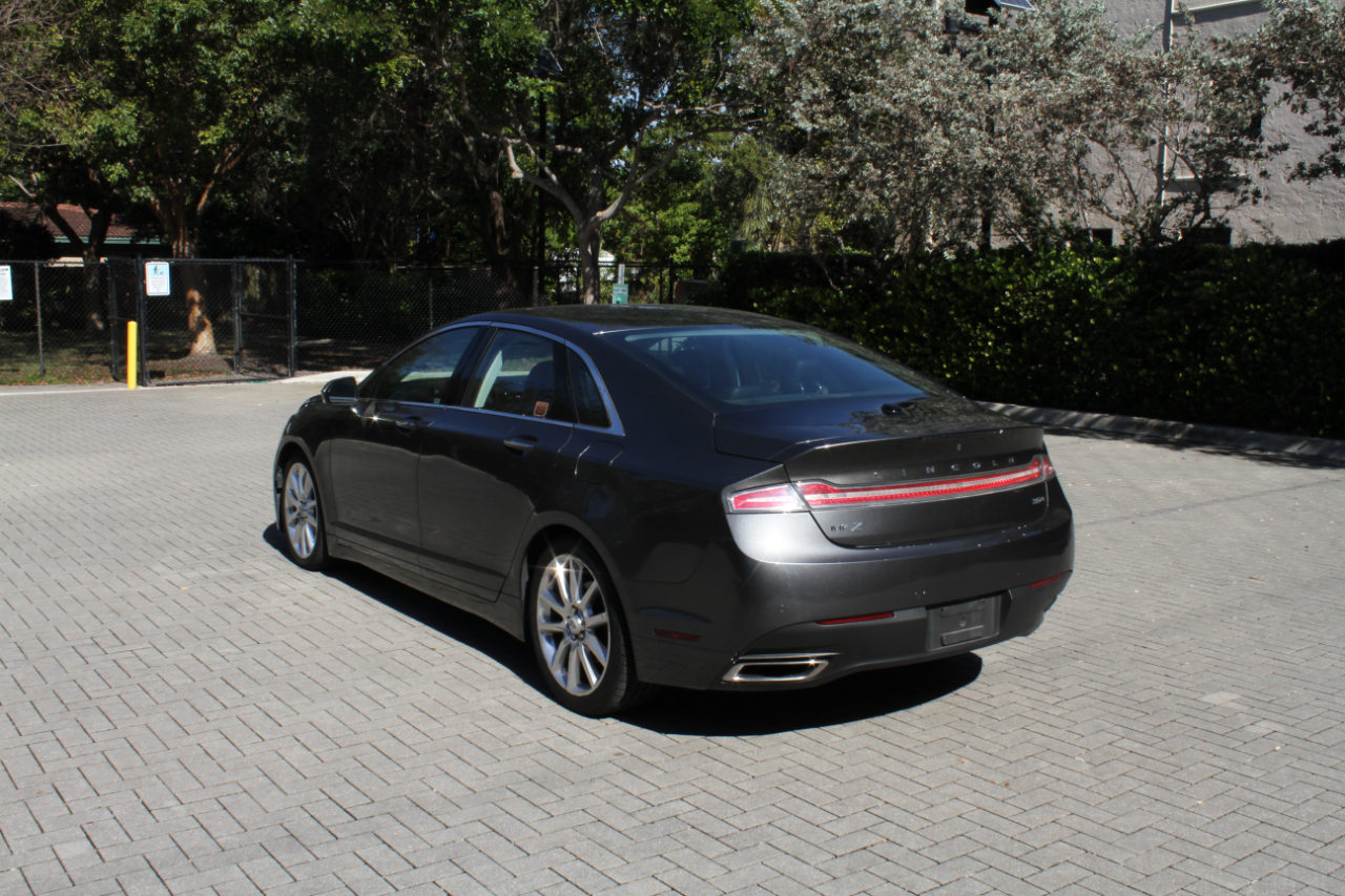 Lincoln MKZ Hybrid Sedan 2016