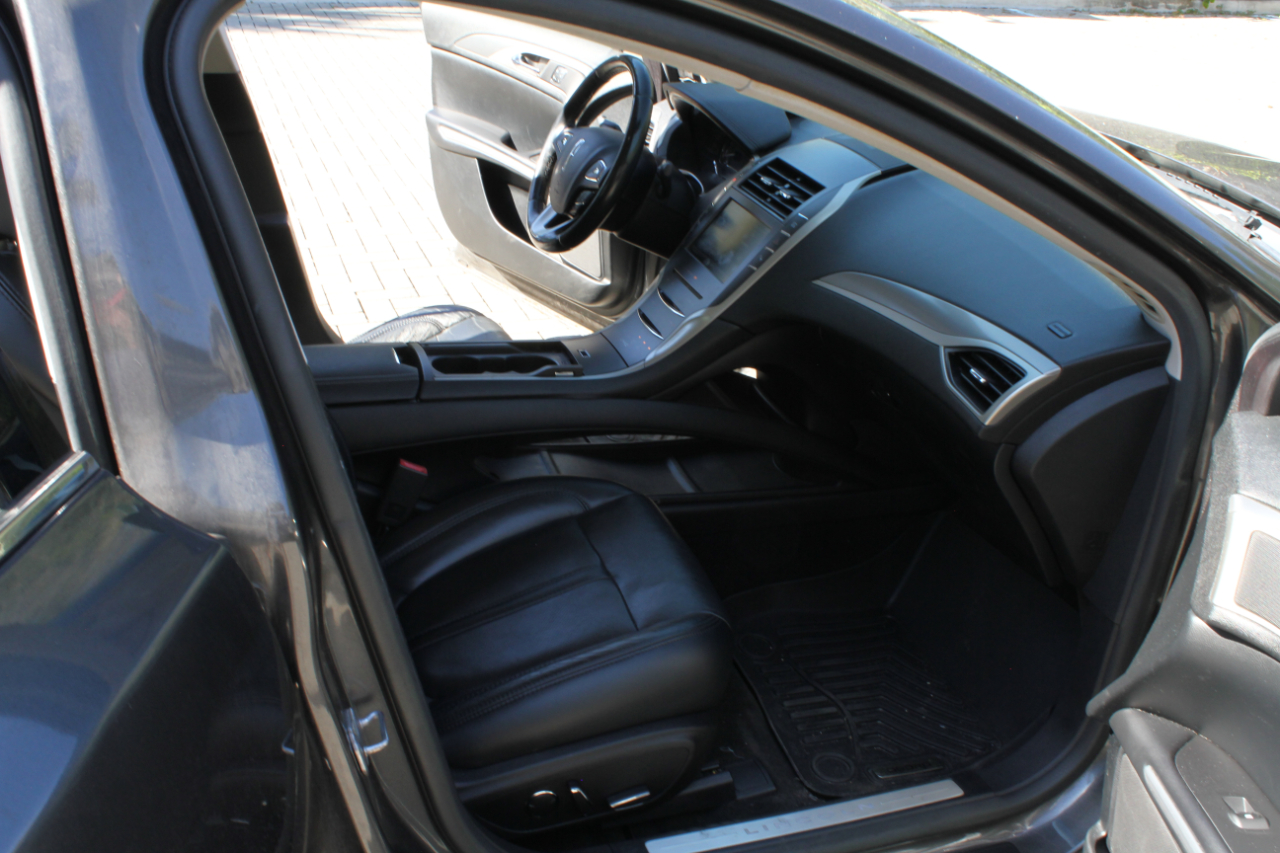 Lincoln MKZ Hybrid Sedan 2016