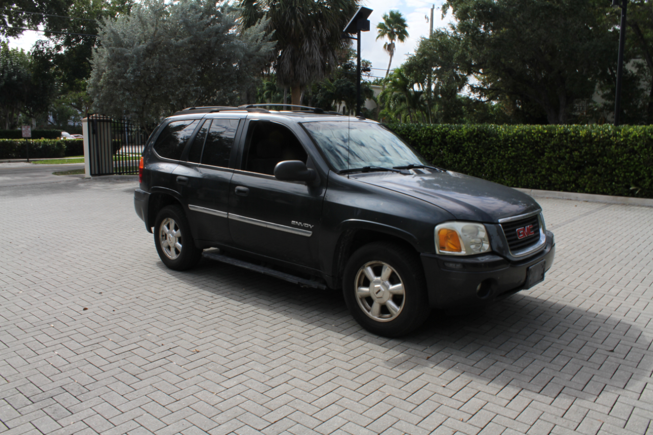 GMC Envoy SLE 2WD 2006
