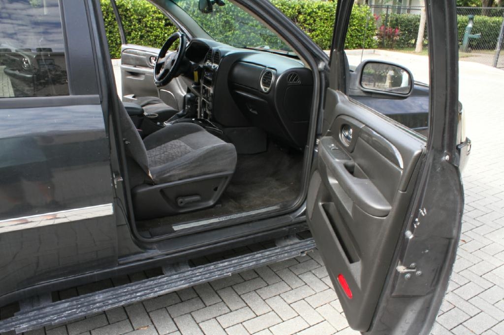 GMC Envoy SLE 2WD 2006