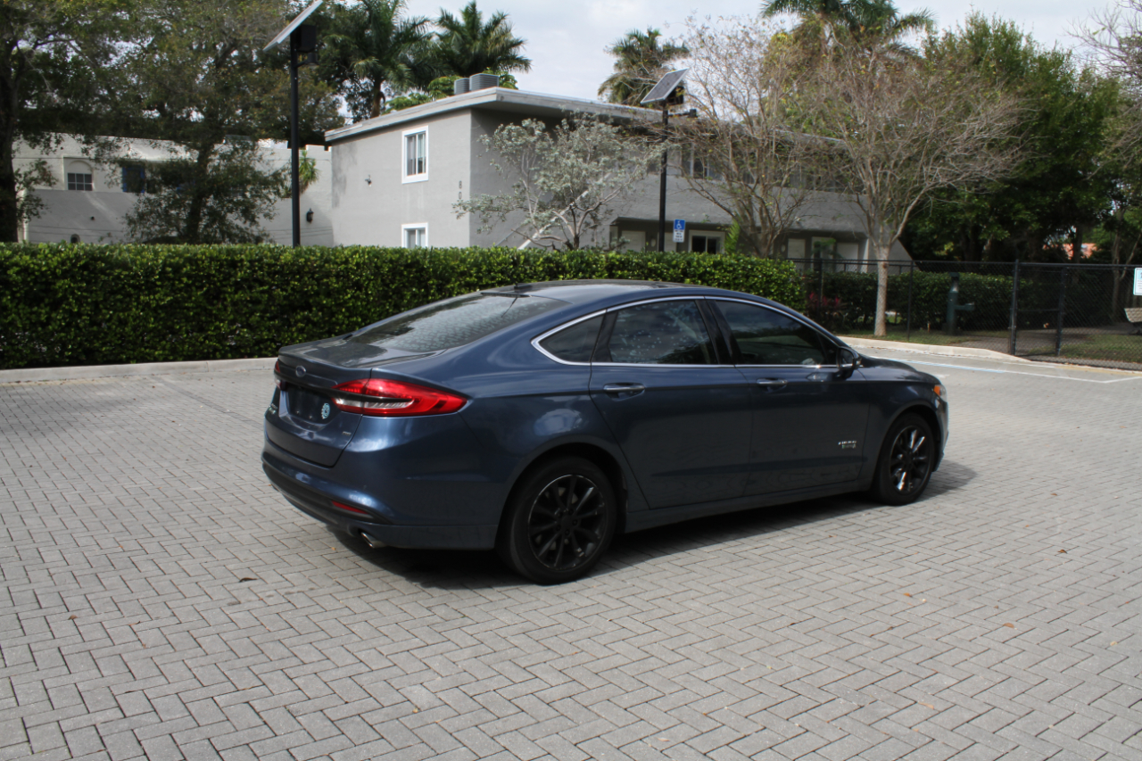 Ford Fusion Energi SE 2018