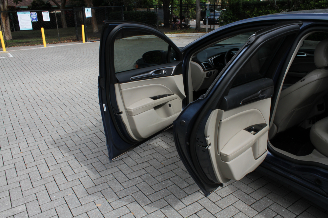 Ford Fusion Energi SE 2018