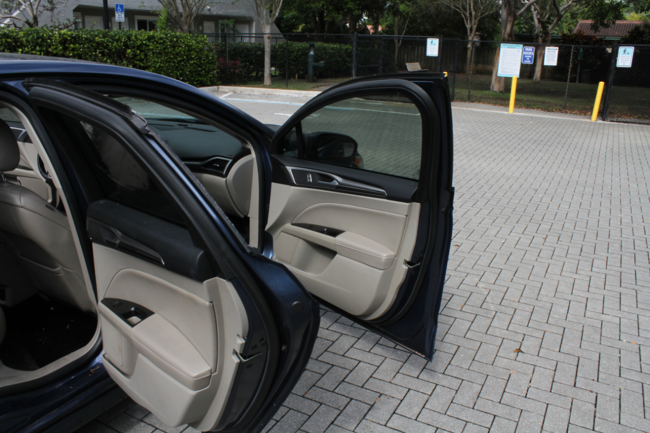 Ford Fusion Energi SE 2018