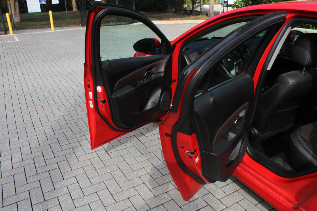 Chevrolet Cruze 2LT Auto 2015