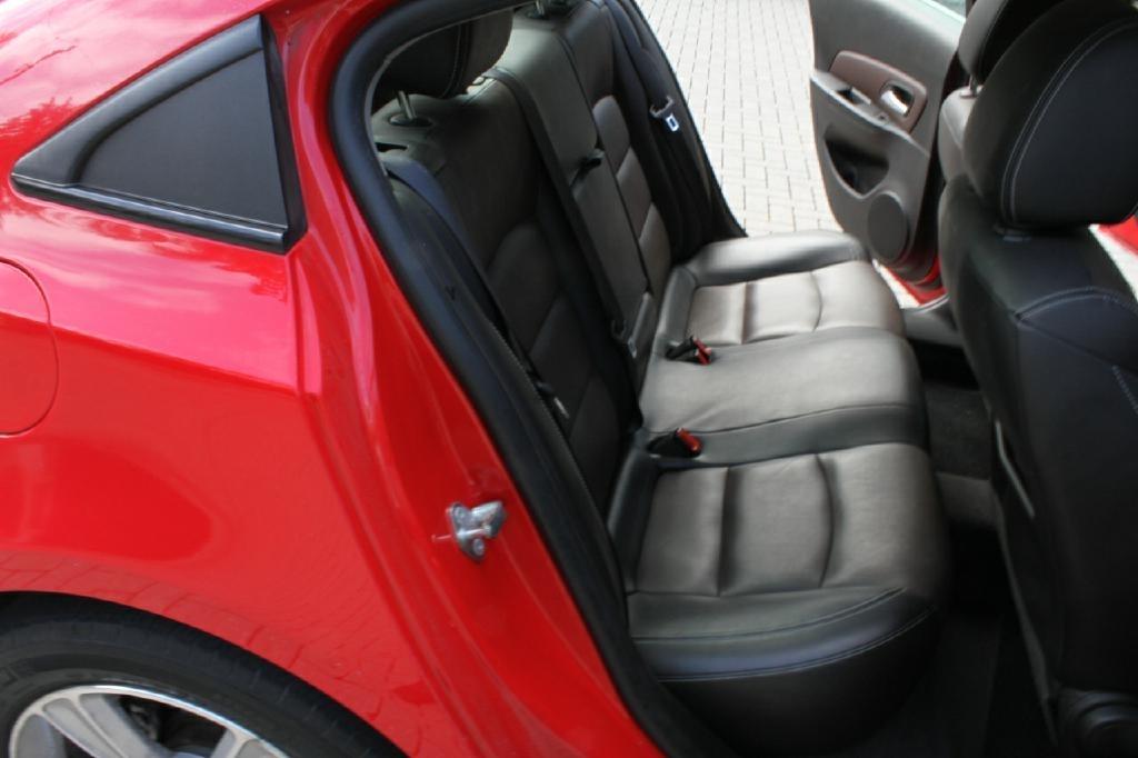 Chevrolet Cruze 2LT Auto 2015