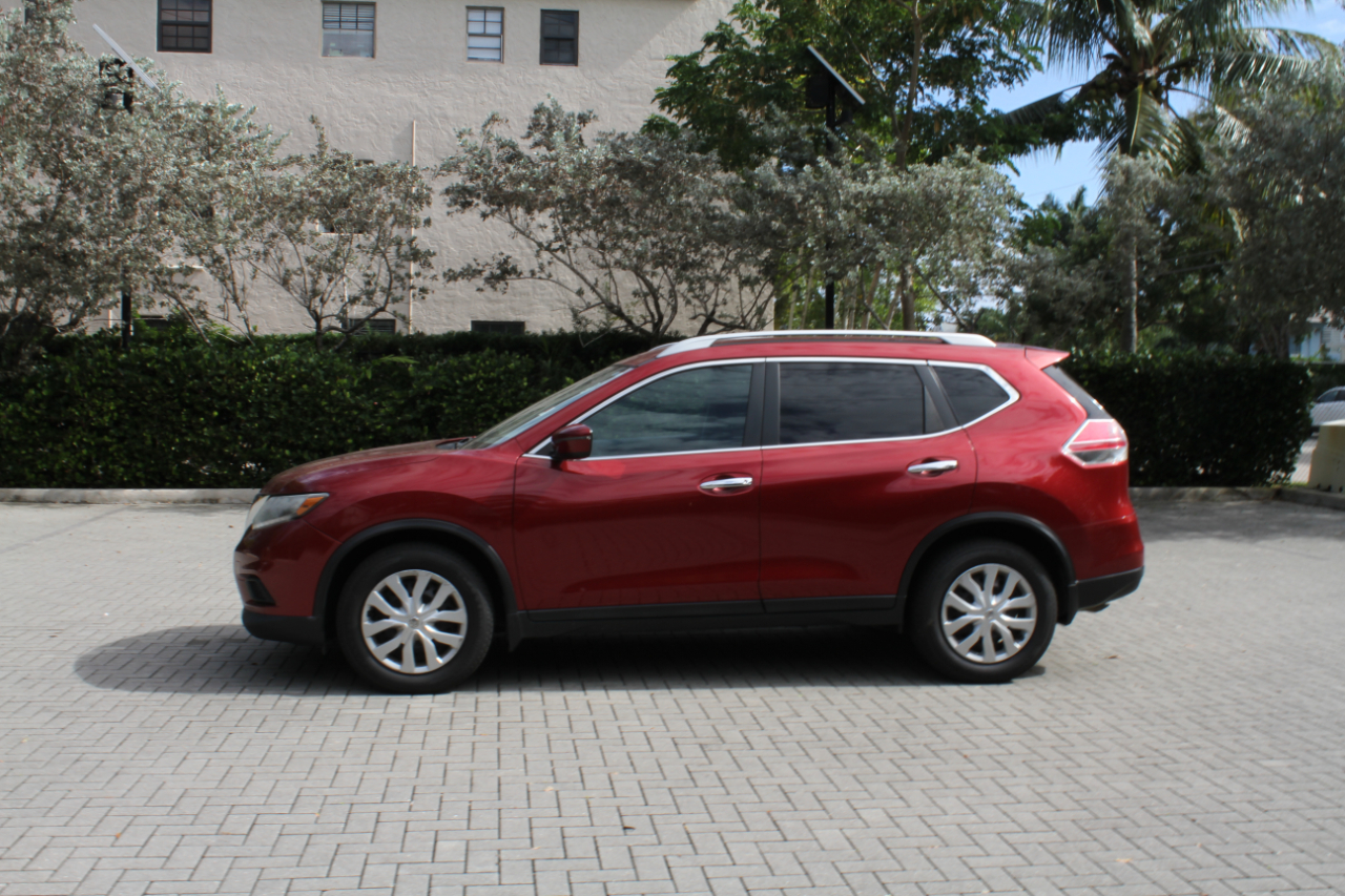 Nissan Rogue S 2WD 2016