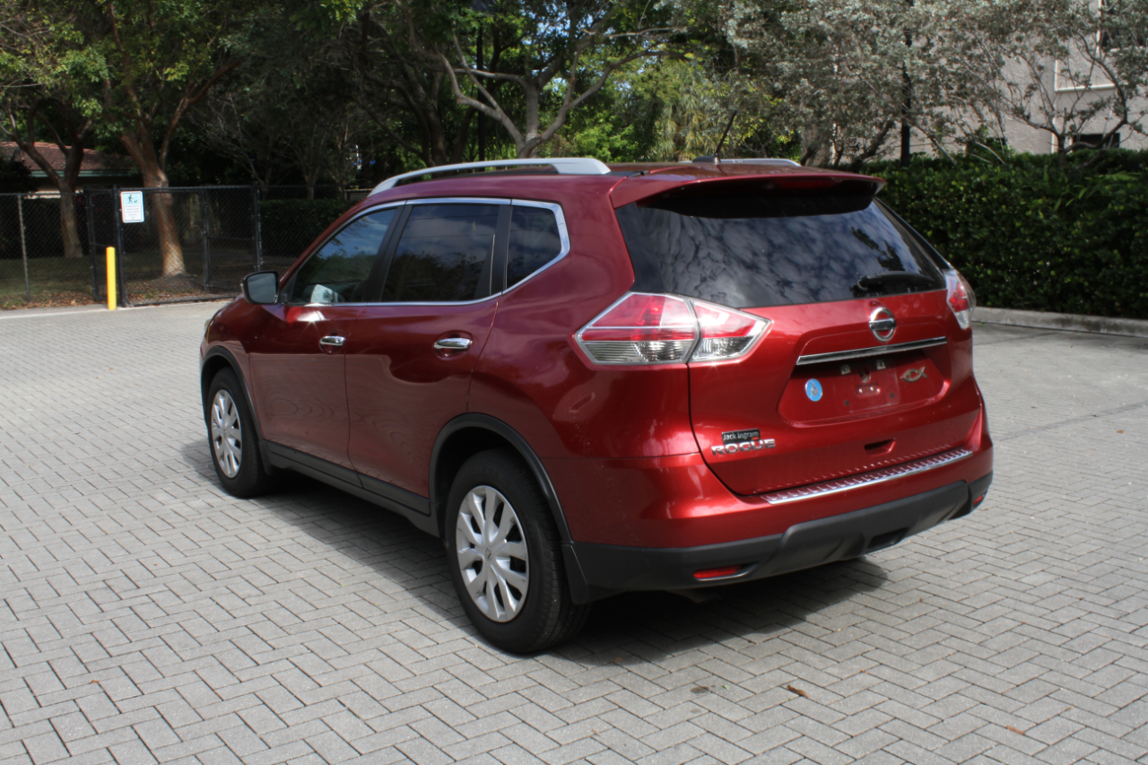 Nissan Rogue S 2WD 2016