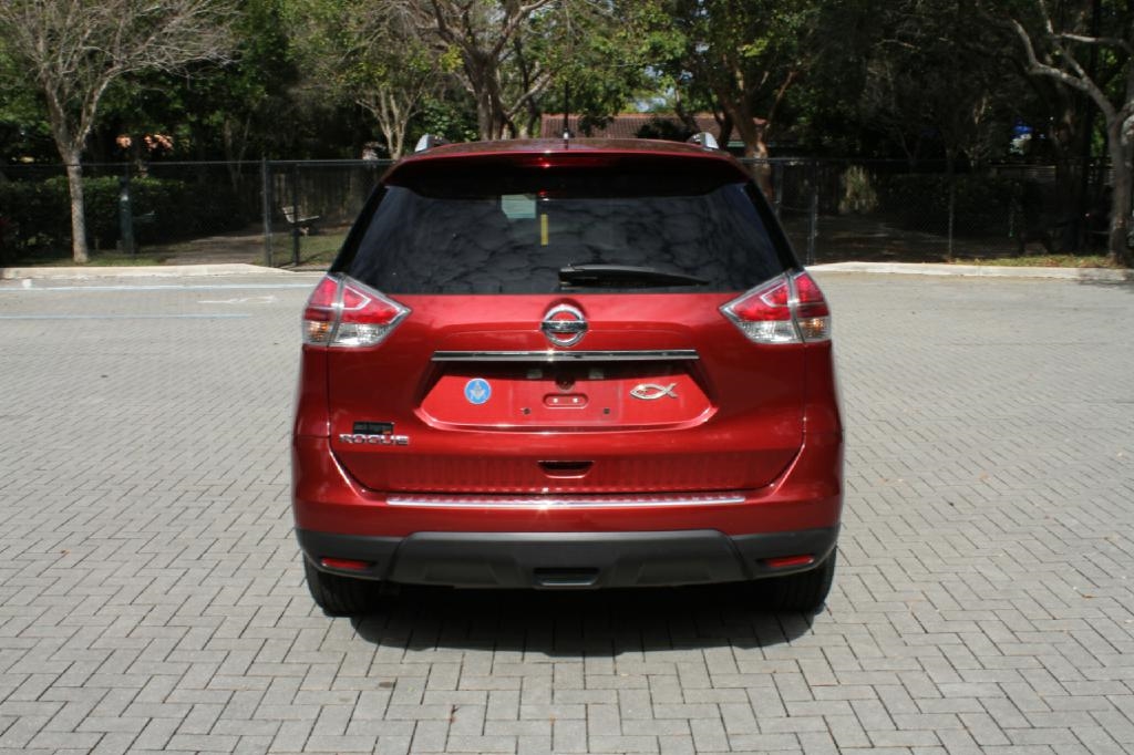 Nissan Rogue S 2WD 2016