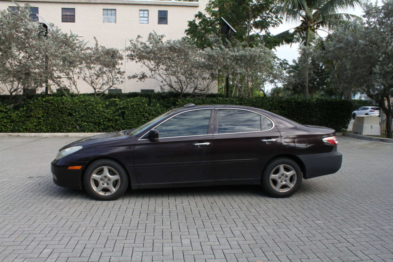 Lexus ES 300 Sedan 2002
