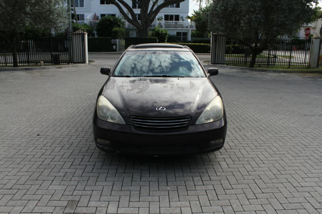 Lexus ES 300 Sedan 2002