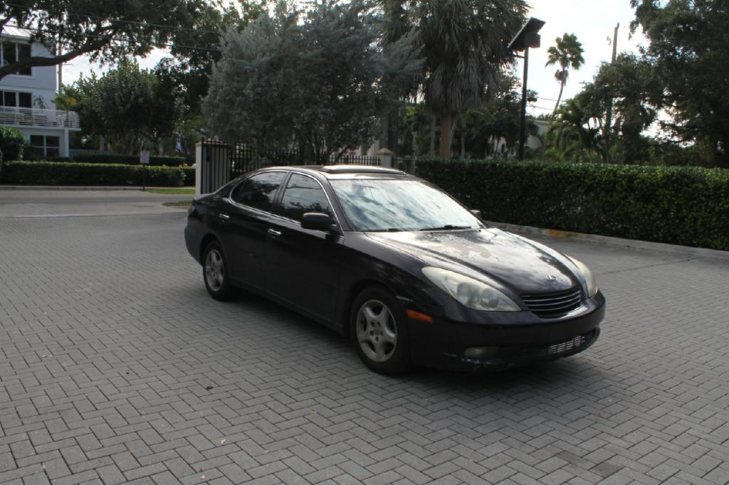 Lexus ES 300 Sedan 2002