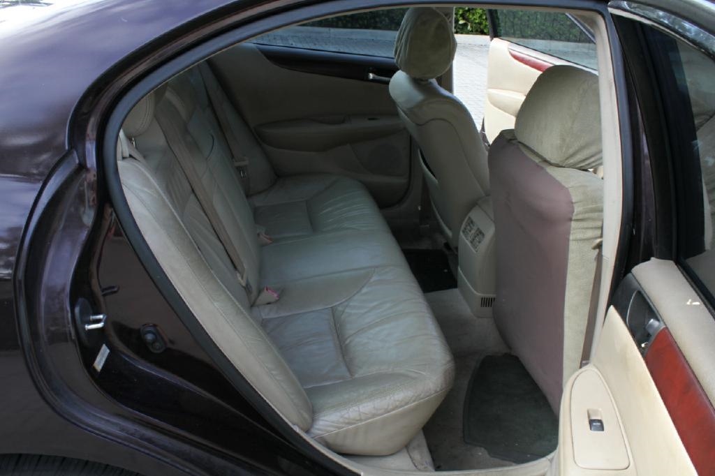 Lexus ES 300 Sedan 2002
