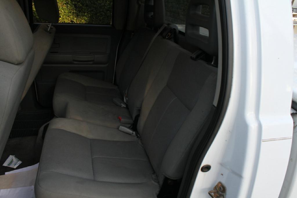 Dodge Dakota SLT Quad Cab 2WD 2006