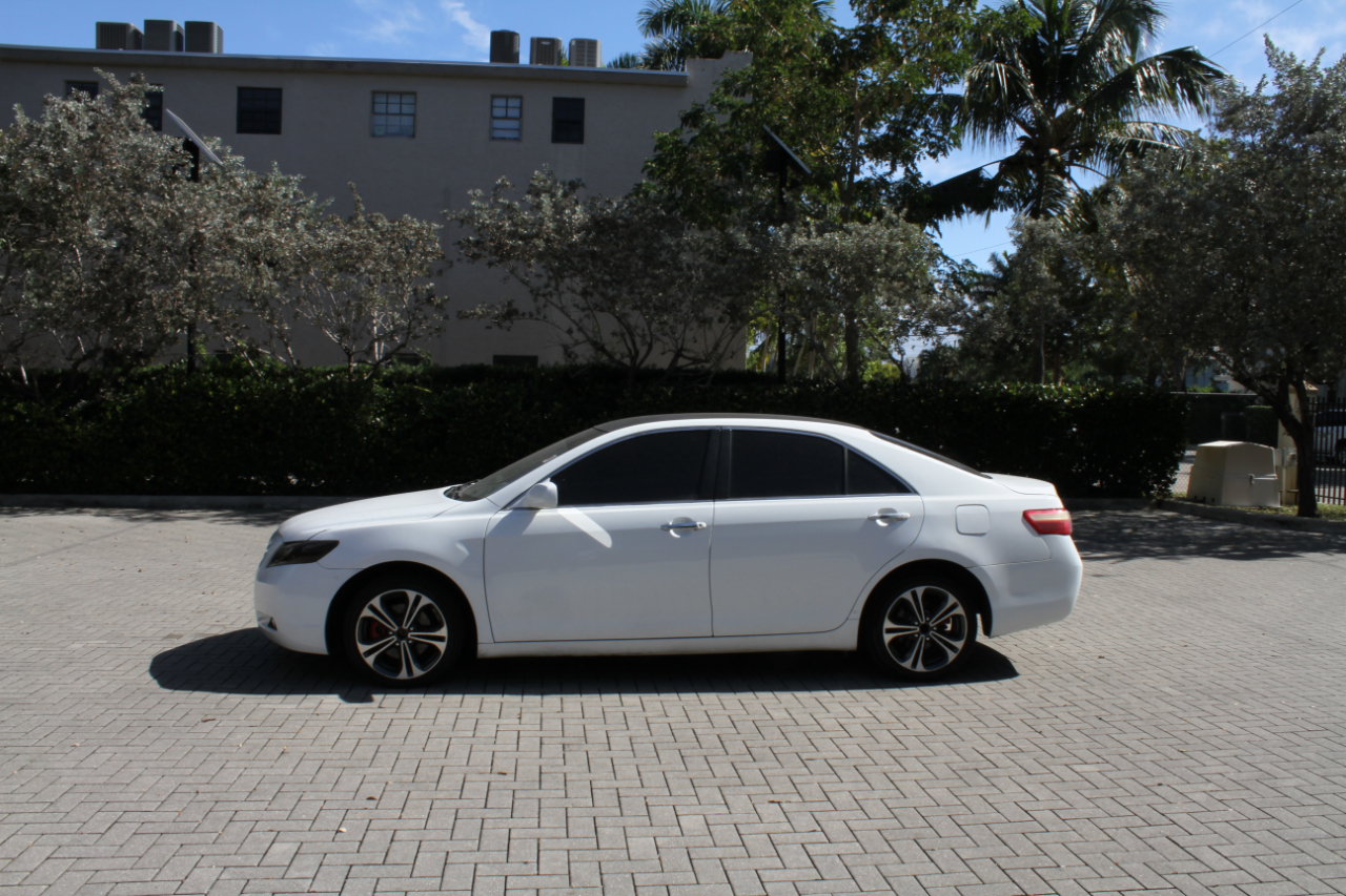 Toyota Camry XLE 5-Spd AT 2009