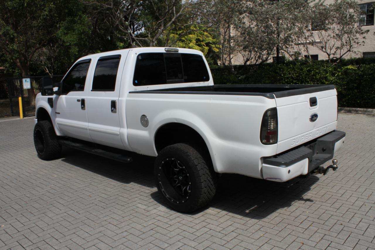Ford F-250 SD Lariat Crew Cab Long Bed 2WD 2008