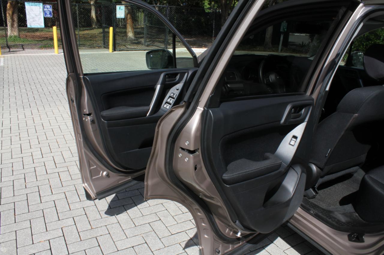 Subaru Forester 2.5i Premium 2014