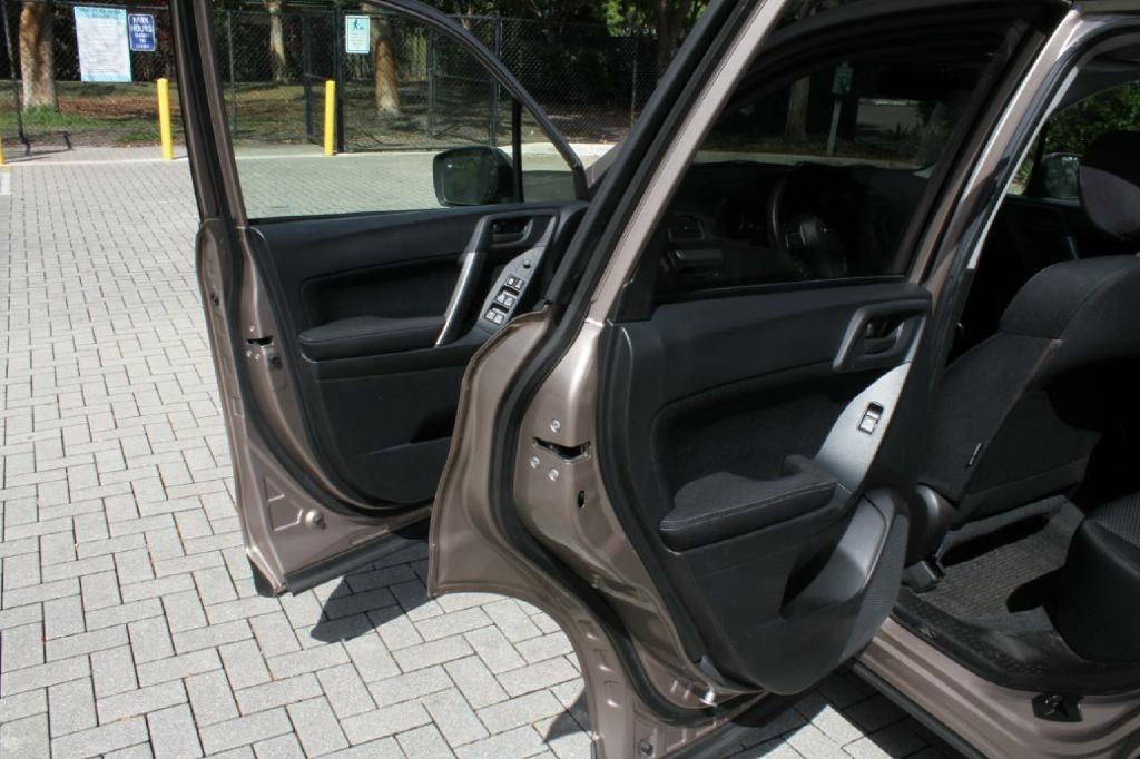 Subaru Forester 2.5i Premium 2014