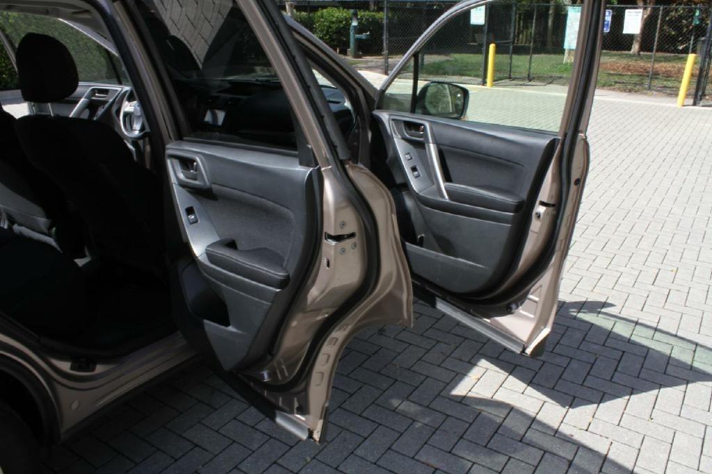 Subaru Forester 2.5i Premium 2014