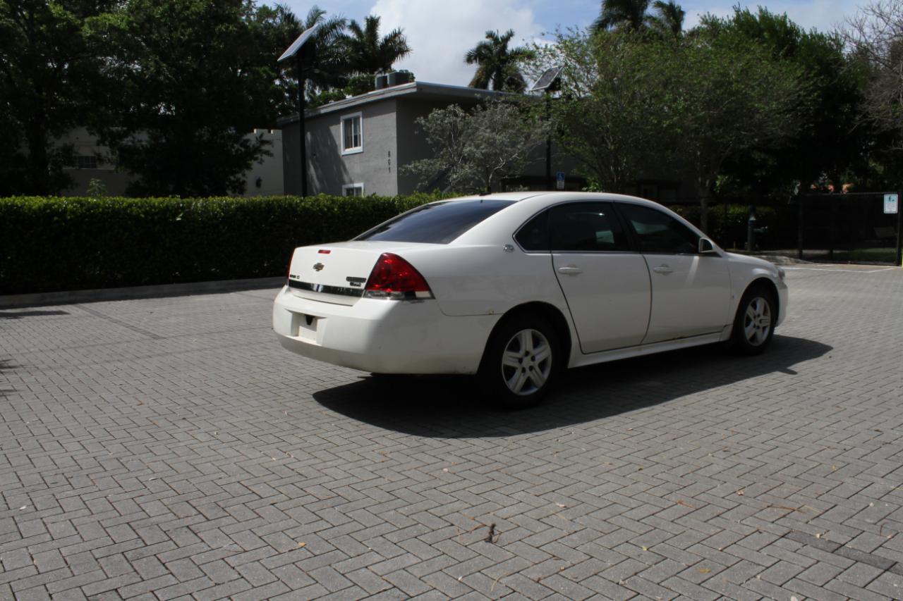 Chevrolet Impala LS 2009