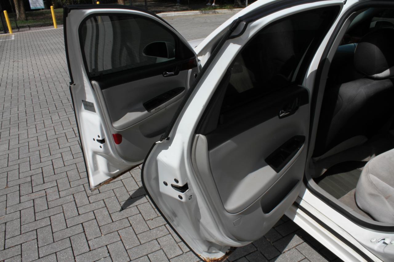 Chevrolet Impala LS 2009