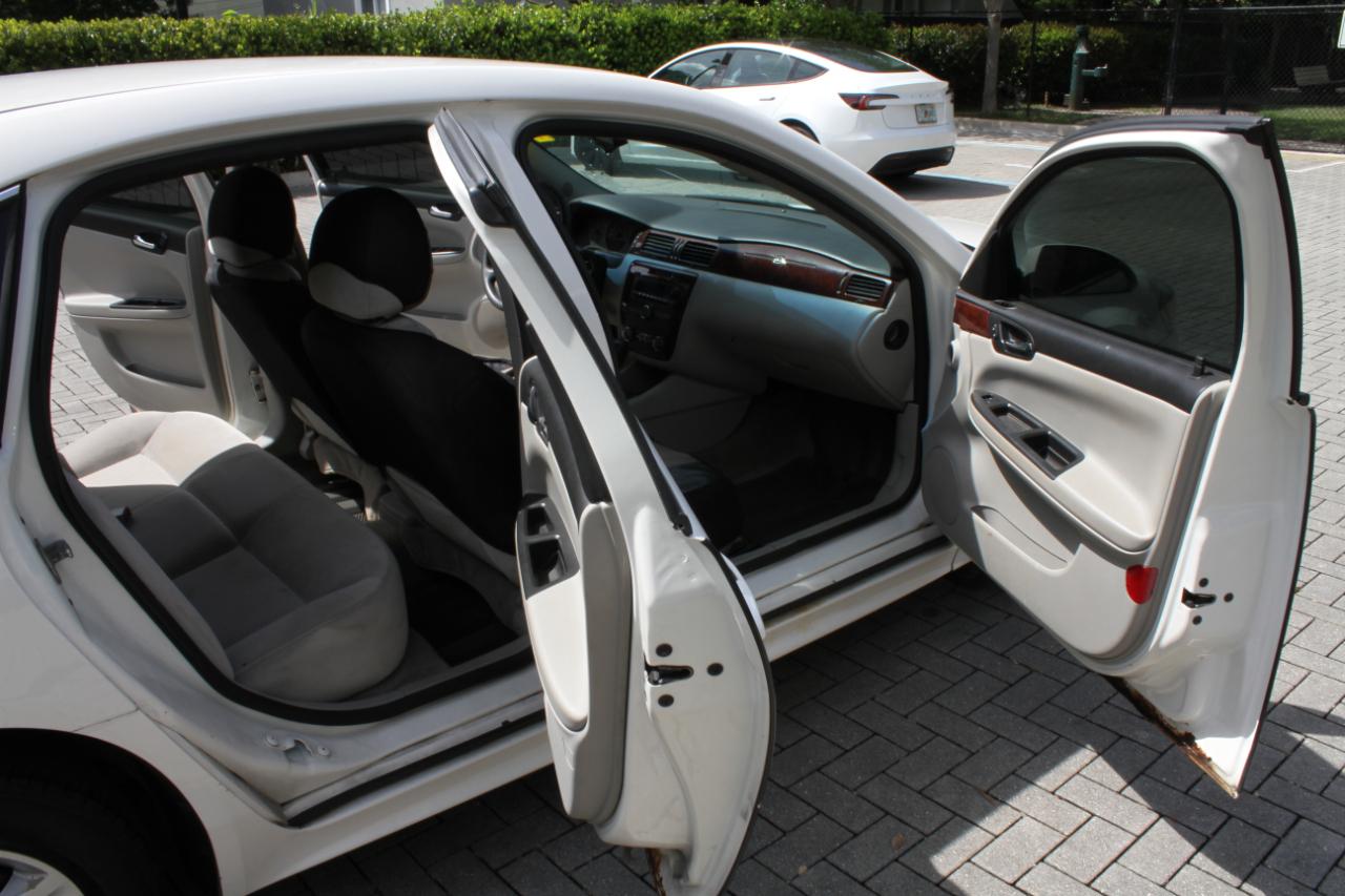 Chevrolet Impala LS 2009